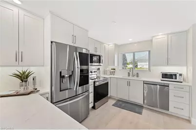 1686 Blue Point Ave #B5, Naples, FL 34102 - Photo 9