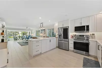 1686 Blue Point Ave #B5, Naples, FL 34102 - Photo 7