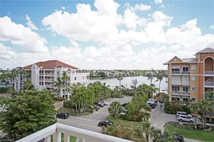 9577 Gulf Shore Dr W, Naples, FL 34108 - Photo 19