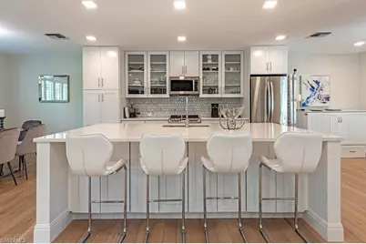 1100 3rd St S #202, Naples, FL 34102 - Photo 5