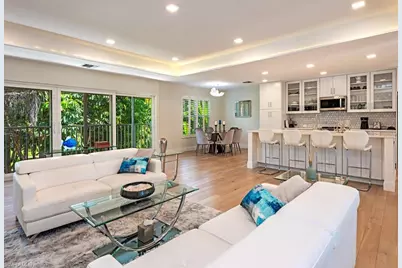 1100 3rd St S #202, Naples, FL 34102 - Photo 3