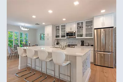 1100 3rd St S #202, Naples, FL 34102 - Photo 7