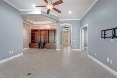 11279 Lithgow Ln, Fort Myers, FL 33913 - Photo 9