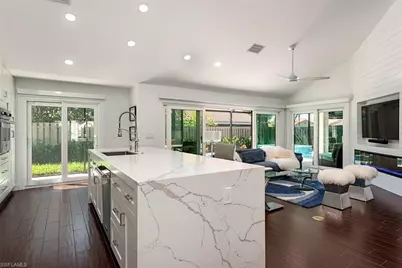 748 Reef Point Cir, Naples, FL 34108 - Photo 7