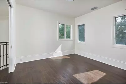 1609 Chinaberry Way, Naples, FL 34105 - Photo 17