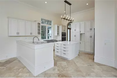 1609 Chinaberry Way, Naples, FL 34105 - Photo 7