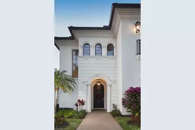 1609 Chinaberry Way, Naples, FL 34105 - Photo 3