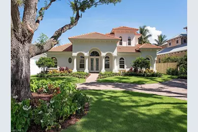 431 1st Ave N, Naples, FL 34102 - Photo 1