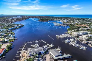 1130 3rd Ave S, Naples, FL 34102 - Photo 31