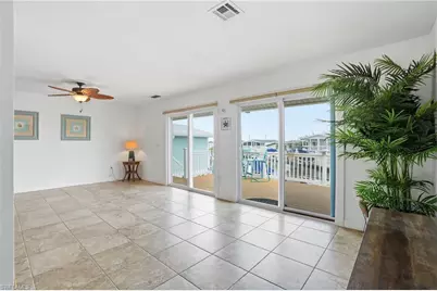 850 Oak St, Fort Myers Beach, FL 33931 - Photo 9