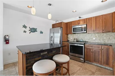 850 Oak St, Fort Myers Beach, FL 33931 - Photo 11