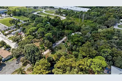 12025 Carpenter Ln, Bonita Springs, FL 34135 - Photo 9