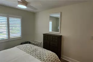 1051 Foxfire Ln, Naples, FL 34104 - Photo 15