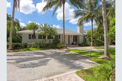 206 1st Ave N, Naples, FL 34102 - Photo 3