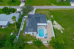 326 NE 10th Terrace, Cape Coral, FL 33909 - Photo 29