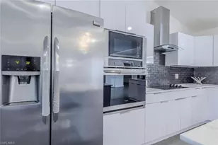 326 NE 10th Terrace, Cape Coral, FL 33909 - Photo 37