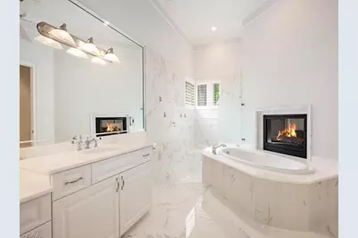 2080 Gordon Dr, Naples, FL 34102 - Photo 13