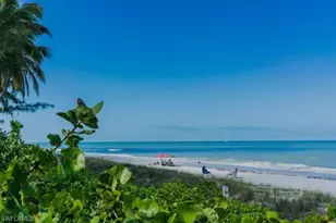 1300 Gulf Shore Blvd N, Naples, FL 34102 - Photo 3