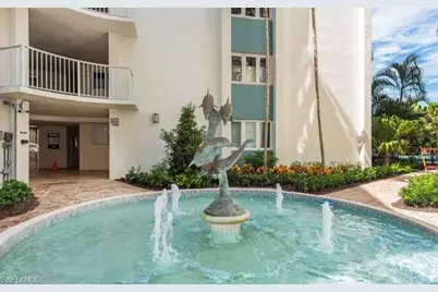 1300 Gulf Shore Blvd N #304, Naples, FL 34102 - Photo 7