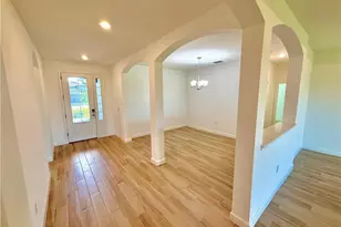 1785 Hagen Ct, Naples, FL 34120 - Photo 11