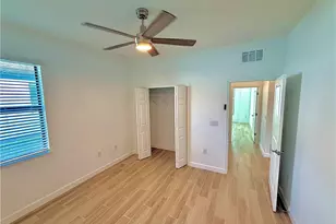 1785 Hagen Ct, Naples, FL 34120 - Photo 9