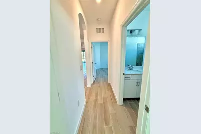 1785 Hagen Ct, Naples, FL 34120 - Photo 7