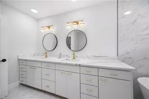 588 Tierra Mar Ln, Naples, FL 34108 - Photo 23