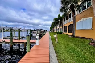 174 Shadroe Cove Cir, Cape Coral, FL 33991 - Photo 25