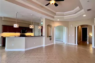 174 Shadroe Cove Cir, Cape Coral, FL 33991 - Photo 9