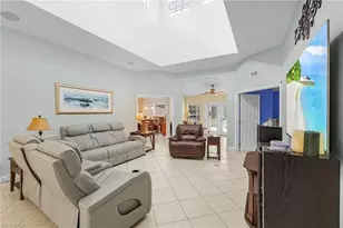 611 8th St SE, Naples, FL 34117 - Photo 7