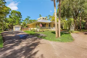 611 8th St SE, Naples, FL 34117 - Photo 5