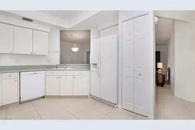 2530 Citrus Lake Dr #X101, Naples, FL 34109 - Photo 3