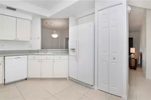 2530 Citrus Lake Dr, Naples, FL 34109 - Photo 3