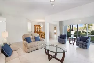 2530 Citrus Lake Dr, Naples, FL 34109 - Photo 9