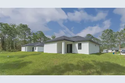 932 Maddock St E, Lehigh Acres, FL 33974 - Photo 27