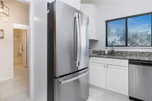 606 Arbor Lake Dr, Naples, FL 34110 - Photo 9