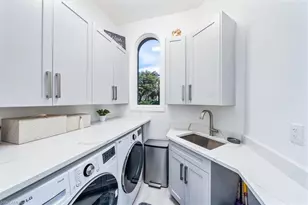 3299 Hyacinth Dr, Naples, FL 34114 - Photo 39