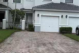 15155 Summit Pl Cir, Naples, FL 34119 - Photo 1