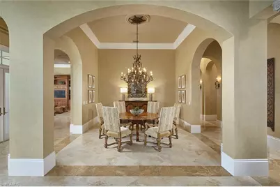 2944 Bellflower Ln, Naples, FL 34105 - Photo 15