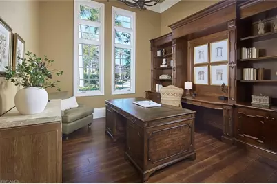 2944 Bellflower Ln, Naples, FL 34105 - Photo 21