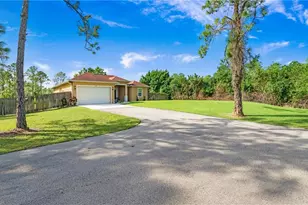 3790 31st Ave NE, Naples, FL 34120 - Photo 3