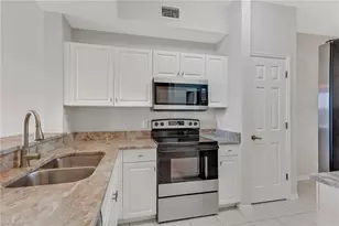 3960 Loblolly Bay Dr, Naples, FL 34114 - Photo 9