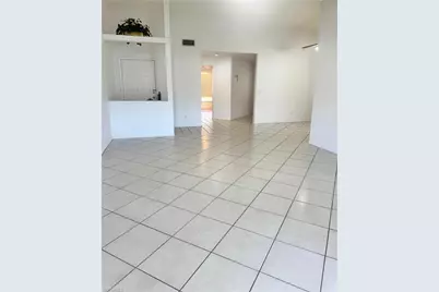 9852 Luna Cir #B203, Naples, FL 34109 - Photo 3