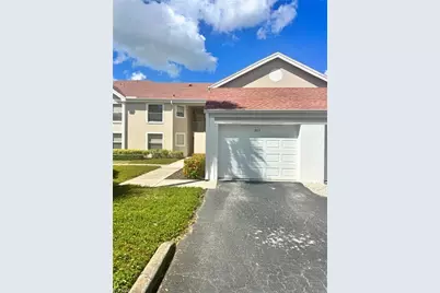 9852 Luna Cir #B203, Naples, FL 34109 - Photo 1