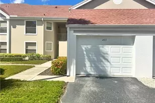 9852 Luna Cir, Naples, FL 34109 - Photo 1