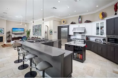 11617 Useppa Ct, Naples, FL 34110 - Photo 7