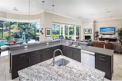 11617 Useppa Ct, Naples, FL 34110 - Photo 11