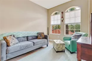 10037 Heather Ln, Naples, FL 34119 - Photo 19