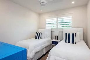 2082 Gulf Shore Blvd N, Naples, FL 34102 - Photo 11