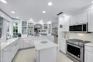 635 Bridge Way Ln, Naples, FL 34108 - Photo 13